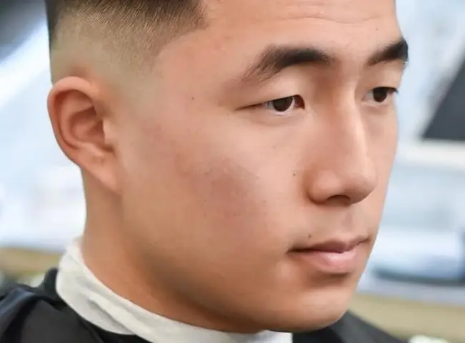 Tướng Chân Mày Sư Tử