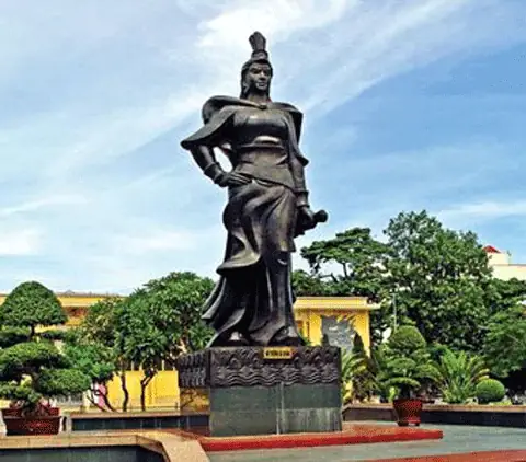 Tướng Chân Phụ Nũ Tướng Chân Phụ Nũ