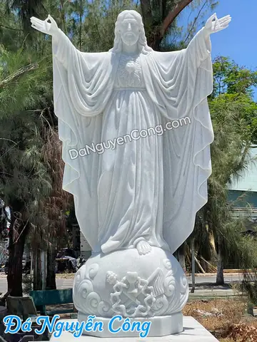 Tượng Chúa Giêsu