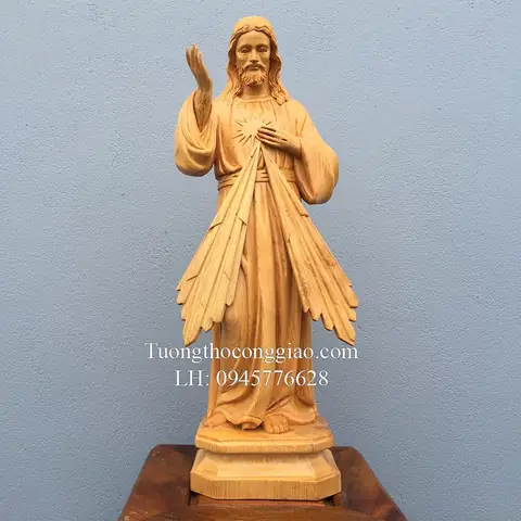 Tượng Chúa Giêsu Bằng Gỗ