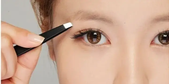 Tướng Lông Mày Ngắn Ở Nữ Tướng Lông Mày Ngắn Ở Nữ
