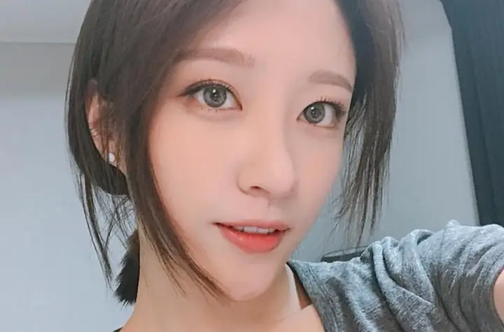 Tướng Mặt Dài Cằm Nhọn