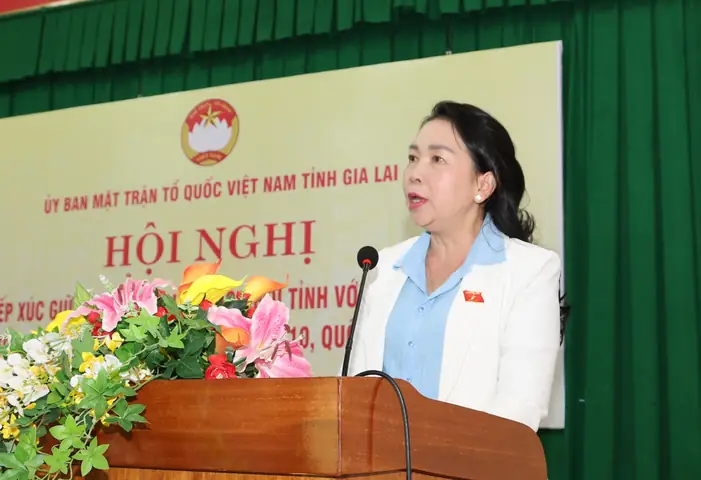 Tướng Mặt Lý Gia Thành