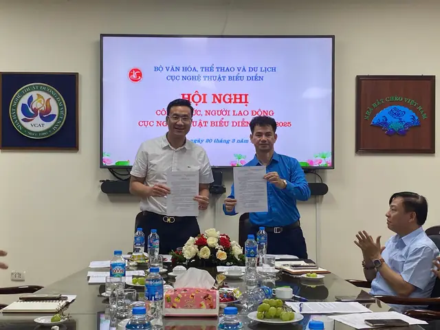Tướng Mặt Người Làm Nghệ Thuật