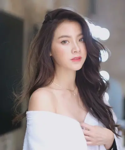 Tướng Mặt Phụ Nữ Có Phúc