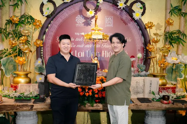 Tướng Mắt Yêu Tinh