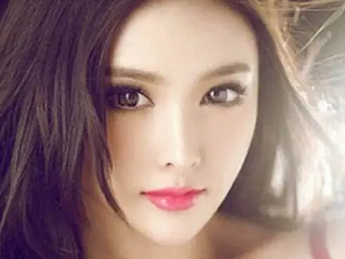 Tướng Số Con Gái Lẳng Lơ