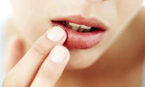 Tướng Số Đàn Ông Môi Thâm Tướng Số Đàn Ông Môi Thâm