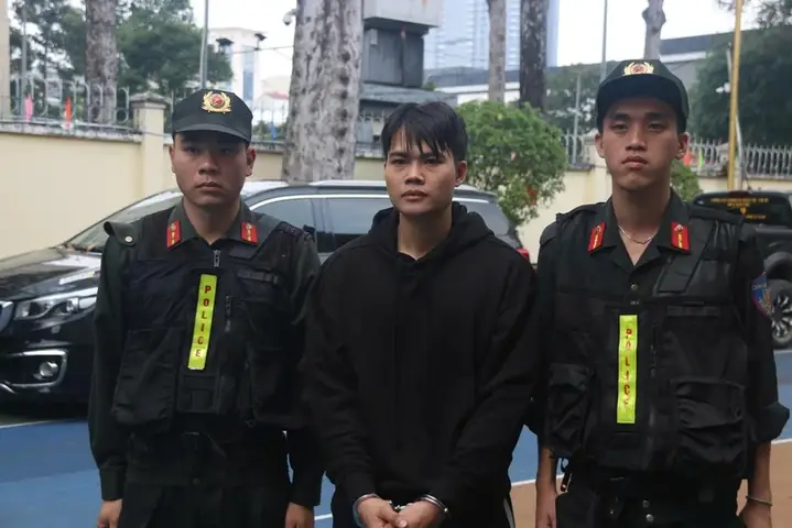 Tướng Số Hai Bàn Tay Trắng Núi Nợ Tướng Số Hai Bàn Tay Trắng Núi Nợ