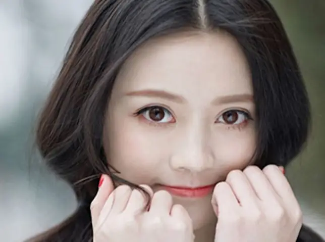 Tướng Số Mắt 2 Mí