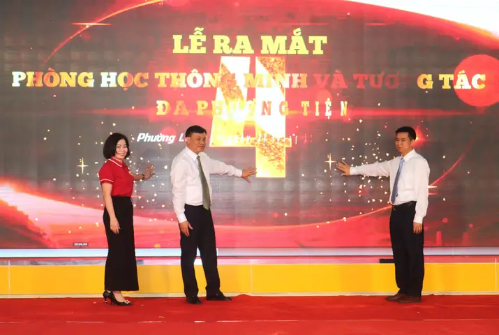Tướng Số Mắt Đỏ Tướng Số Mắt Đỏ