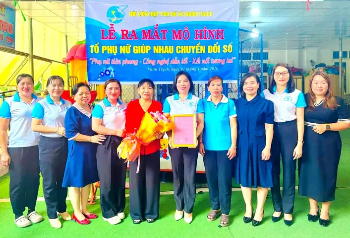 Tướng Số Phụ Nữ Mắt Xa Nhau
