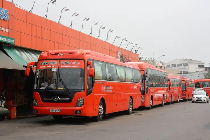 Xe Phương Trang Đi Nhà Thờ Tắc Sậy Xe Phương Trang Đi Nhà Thờ Tắc Sậy