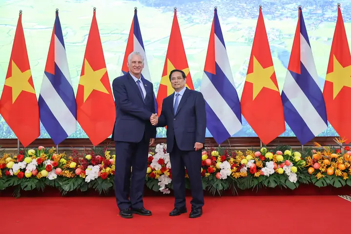 Xem Tướng Môi Hình Qur Nh Đò