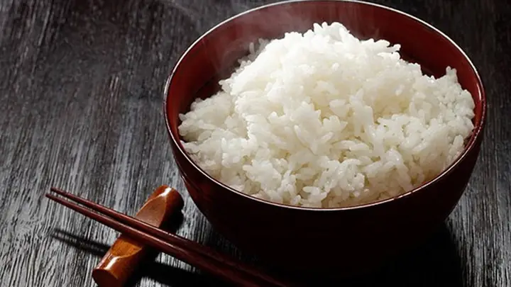 Ăn Cơm Sống Có Điềm Gì Ăn Cơm Sống Có Điềm Gì