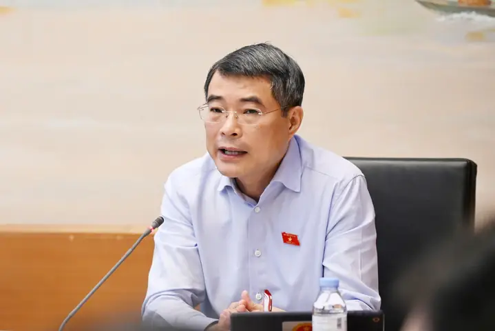 Có Nên Tin Vào Tử Vi Tướng Số Không