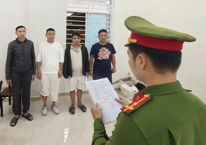 Đàn Ông 1978 Tử Vi Tướng Số