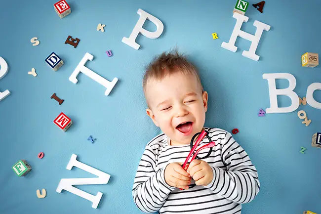 Đặt Tên Cho Con Theo Tử Vi Tướng Số