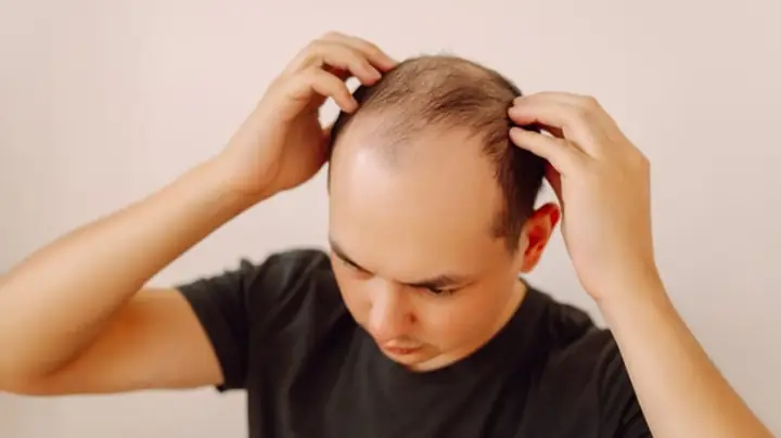 Điềm Báo Giấc Mơ Thấy Tóc Rụng