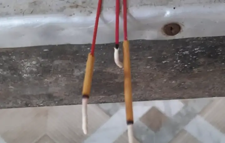 Đốt Nhang 2 Ngắn 1 Dài La Điềm Gì