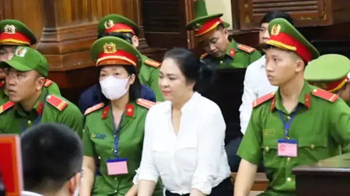 Giải Mã Giấc Mơ Bị Đi Tù