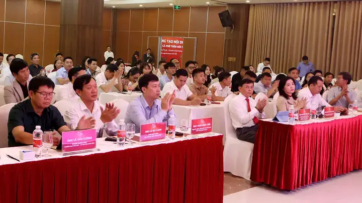 Giải Mã Giấc Mơ Họp Quốc Hội