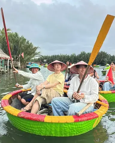 Giải Mã Giấc Mơ Nằm Chiêm Bao Thấy Chiếc Xuồng