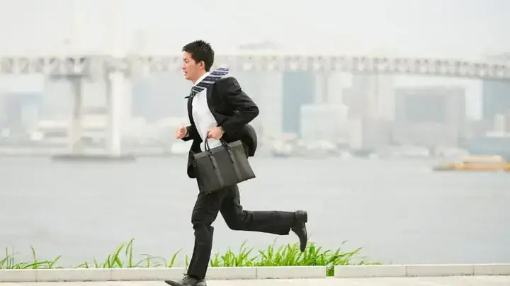 Giải Mã Giấc Mơ Thấy Mình Trần Truồng