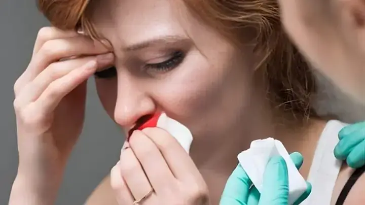 Giải Mã Giấc Mơ Thấy Người Khác Quan Hệ