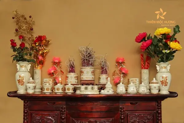 Mơ Thắp Hương Cho Người Chết Đánh Con Gì