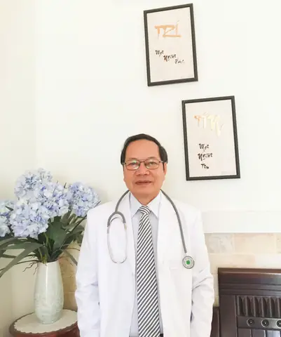 Mơ Thấy Bác Sĩ Tiêm Thuốc Cho Mình