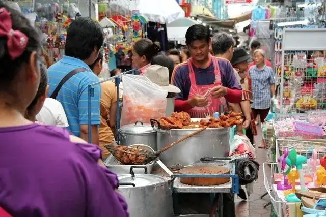 Mơ Thấy Bán Hàng Ăn Đánh Con Gì