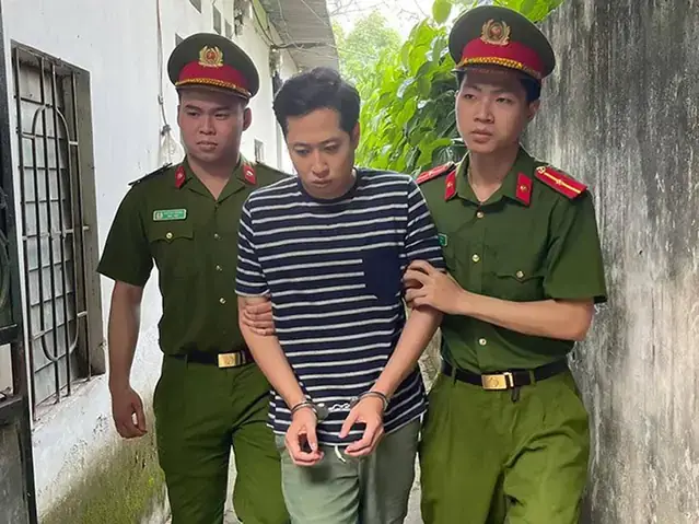 Mơ Thấy Bị Công An Bắt Còng Tay Đánh Con Gì
