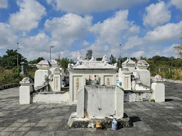Mơ Thấy Bốc Mộ Đánh Đề Số May
