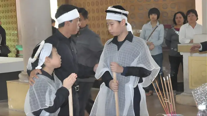 Mơ Thấy Đám Ma Nhưng Không Thấy Quan Tài