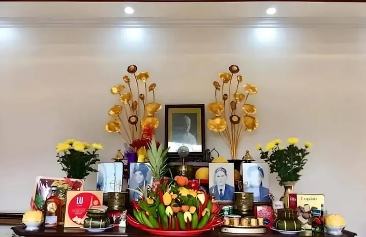 Mơ Thấy Di Ảnh Của Mình Trên Bàn Thờ