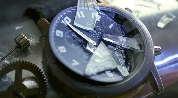 Mơ Thấy Đồng Hồ Đeo Tay Bị Hỏng