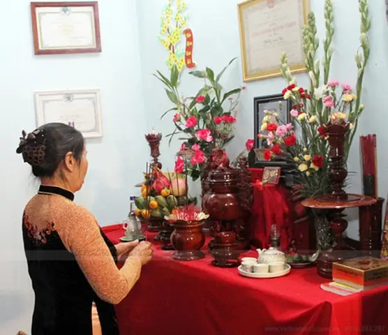 Mơ Thấy Lửa Cháy Trên Bàn Thờ Đánh Số May