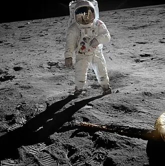 Mơ Thấy Mặt Trời Và Mặt Trăng Cùng Xuất Hiện