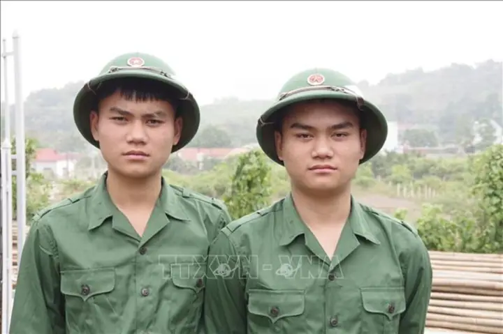Mơ Thấy Mình Mặc Quần Áo Bộ Đội