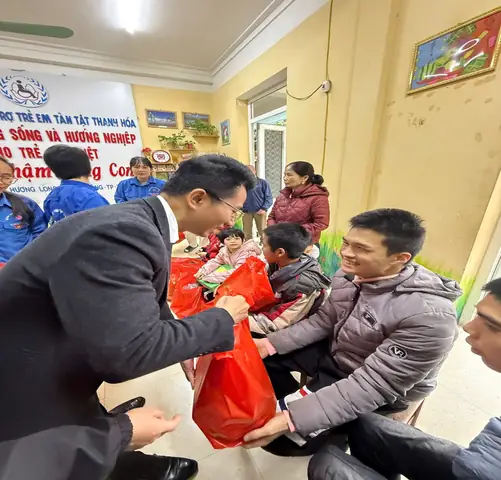 Mơ Thấy Người Tàn Tật Đánh Con Gì
