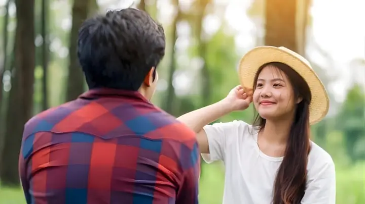 Mơ Thấy Người Yêu Cũ Nói Chuyện Với Mình