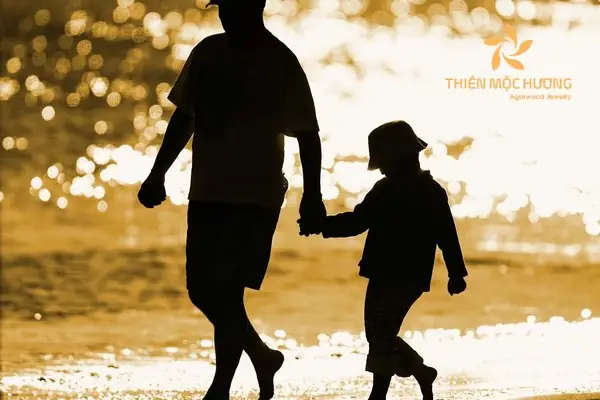 Nằm Mơ Thấy Bố Ruột Đánh Con Gì