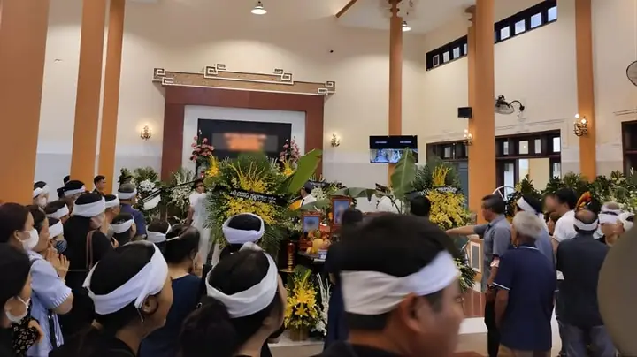 Nằm Mơ Thấy Đám Tang Người Thân Còn Sống Nằm Mơ Thấy Đám Tang Người Thân Còn Sống