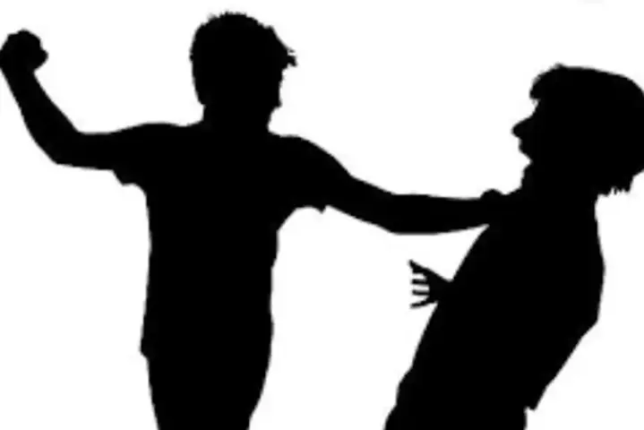 Nằm Mơ Thấy Đánh Nhau Với Người Thân