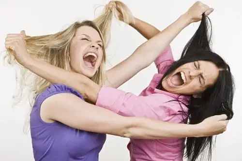 Nằm Mơ Thấy Mình Đánh Nhau Với Người Khác
