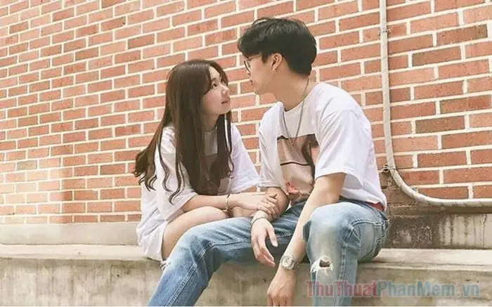 Nằm Mơ Thấy Nắm Tay Người Mình Thích