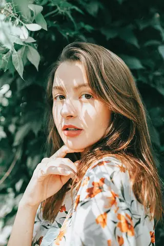 Nằm Mơ Thấy Người Con Trai Lạ Thích Mình La Điềm Gì