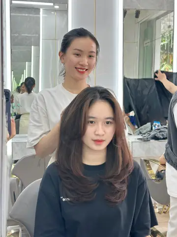 Nằm Mơ Thấy Người Khác Cắt Tóc Mình