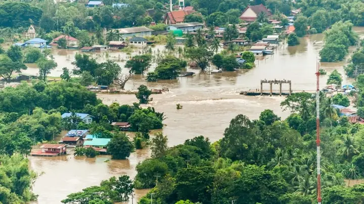 Nằm Mơ Thấy Nước Dâng Cao Trong Nhà